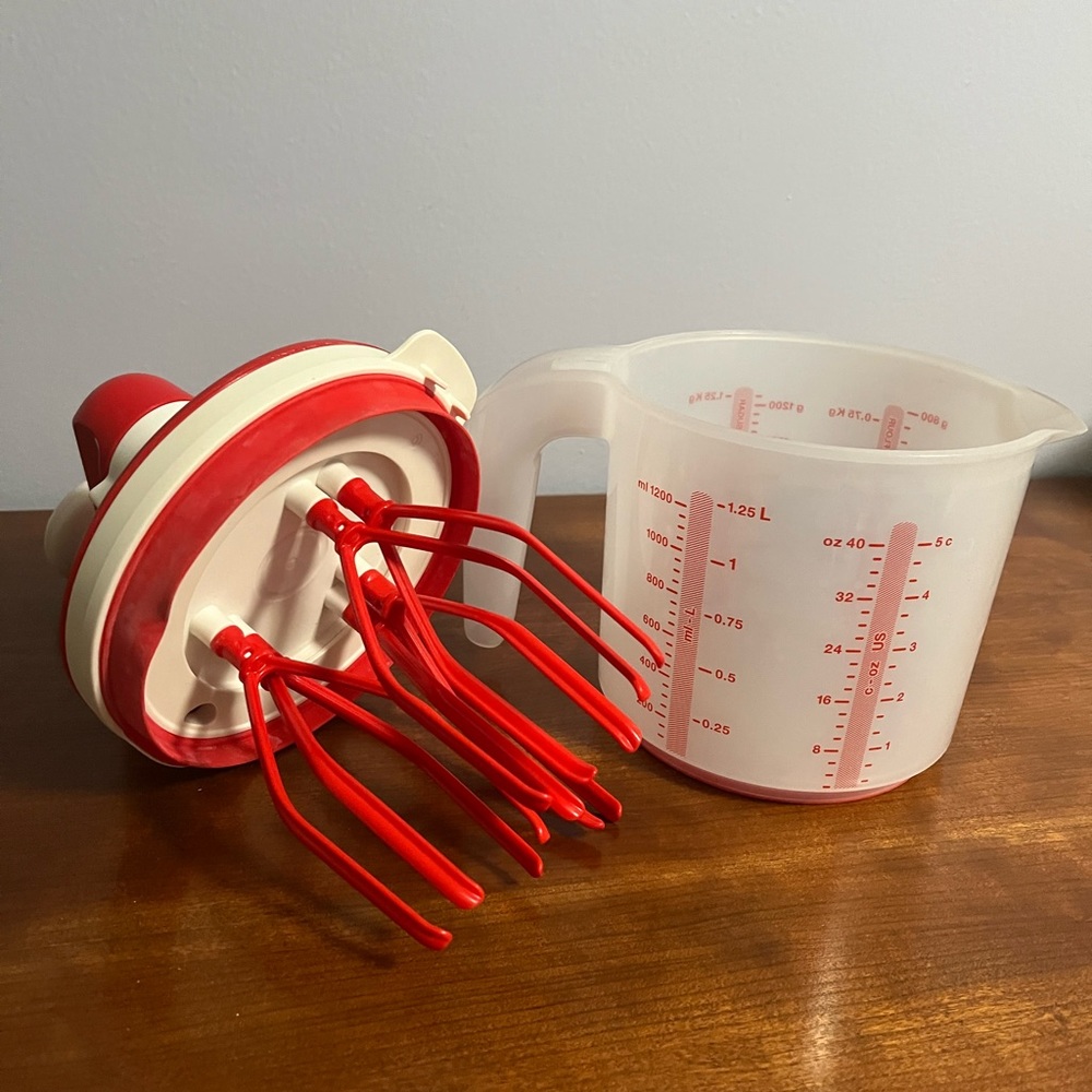 Gently used Tupperware mixer whipper